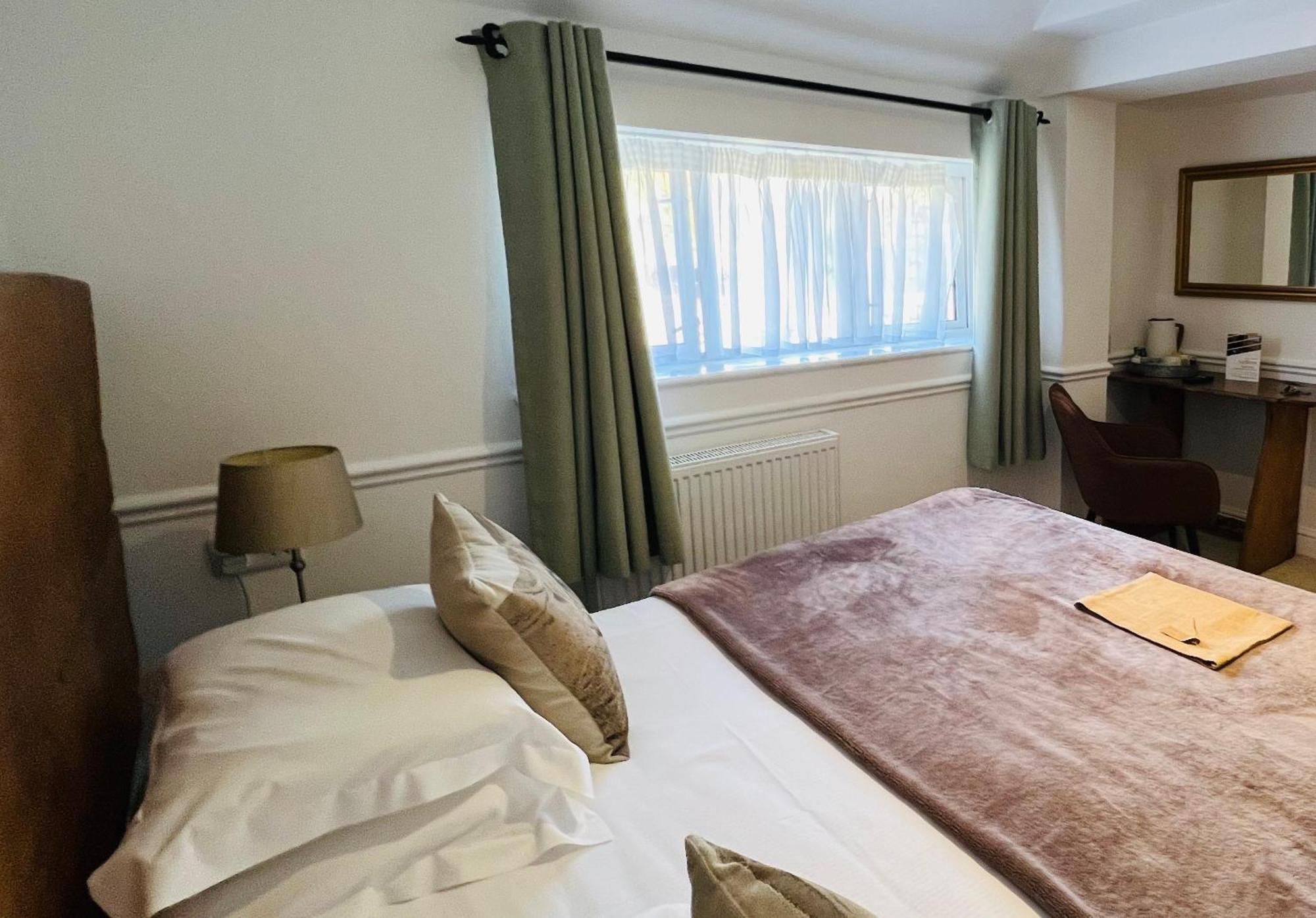Cottage Lodge Hotel Brockenhurst Eksteriør bilde